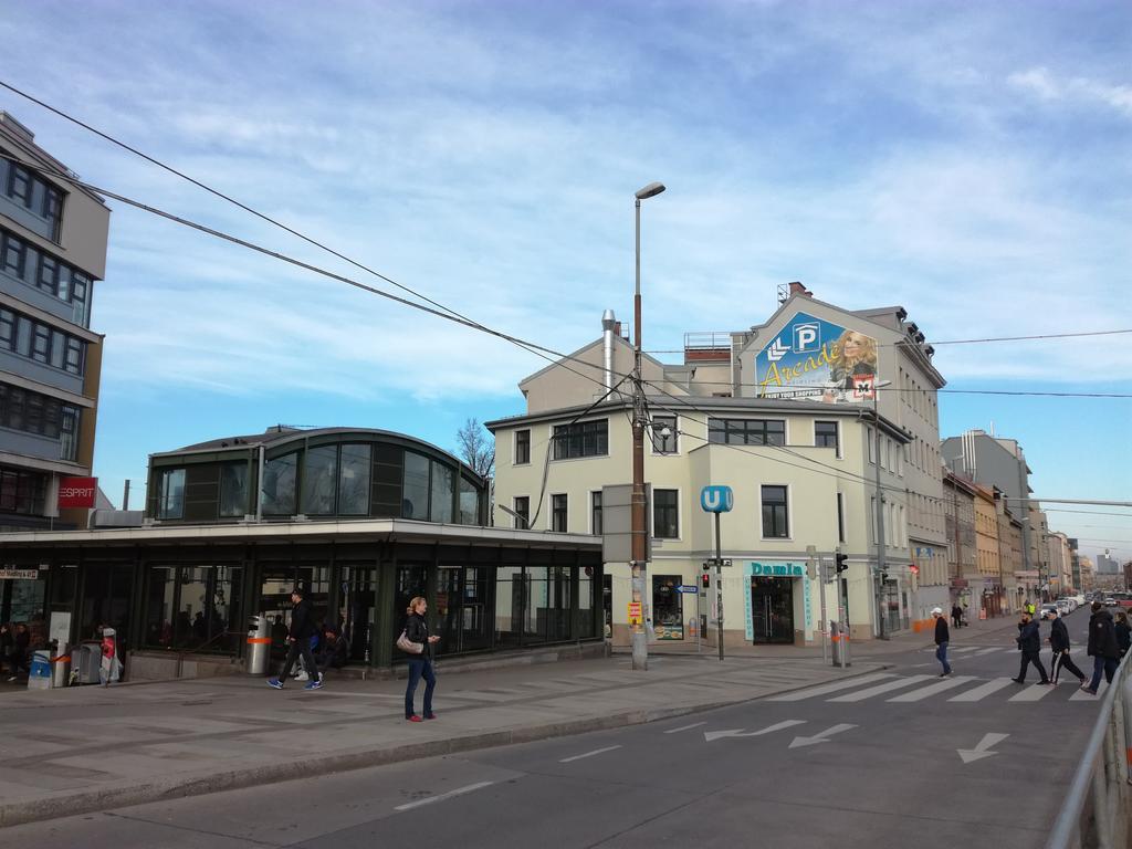 Le Petit Appartement Wien Exteriör bild